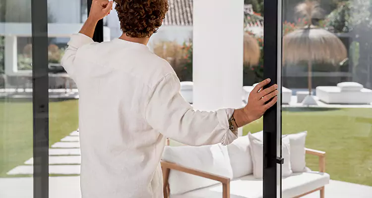 Sliding Screen Door Maintenance for Closing Issues in Vero Beach South, FL